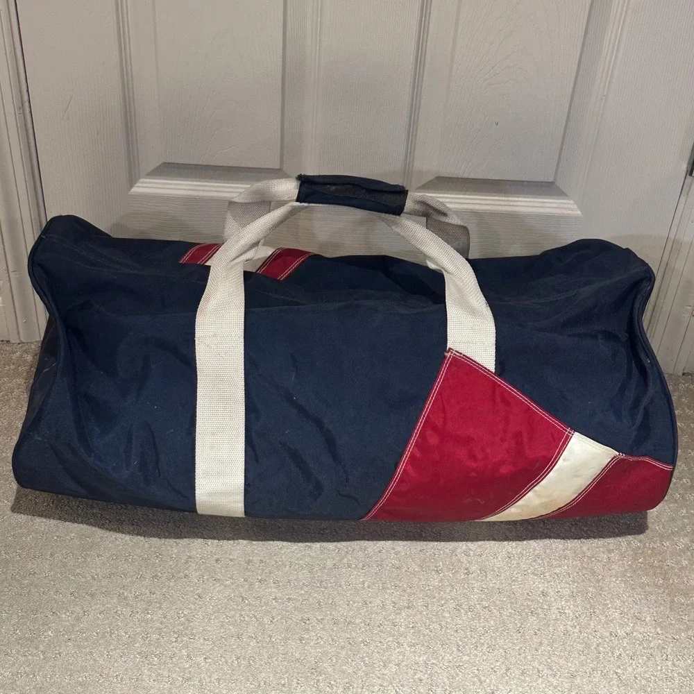 Tommy Hilfiger Vintage Duffel Bag Navy Red White missing strap